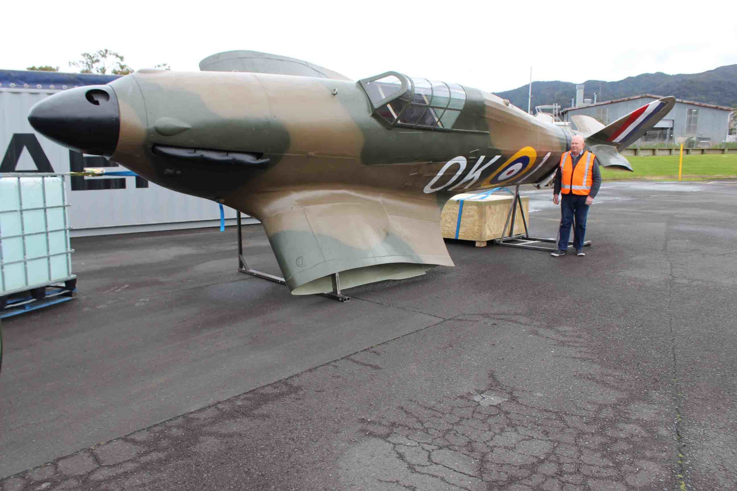 You are currently viewing Replica Hurricane flies into Thames