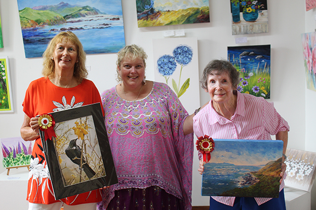 You are currently viewing Winners announced in Paeroa art awards