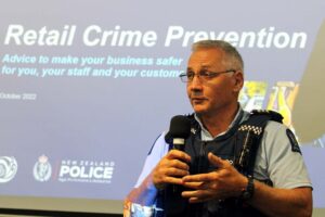 Read more about the article Police meet with Thames business owners