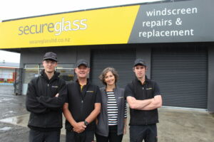 Read more about the article Chipper windscreen service