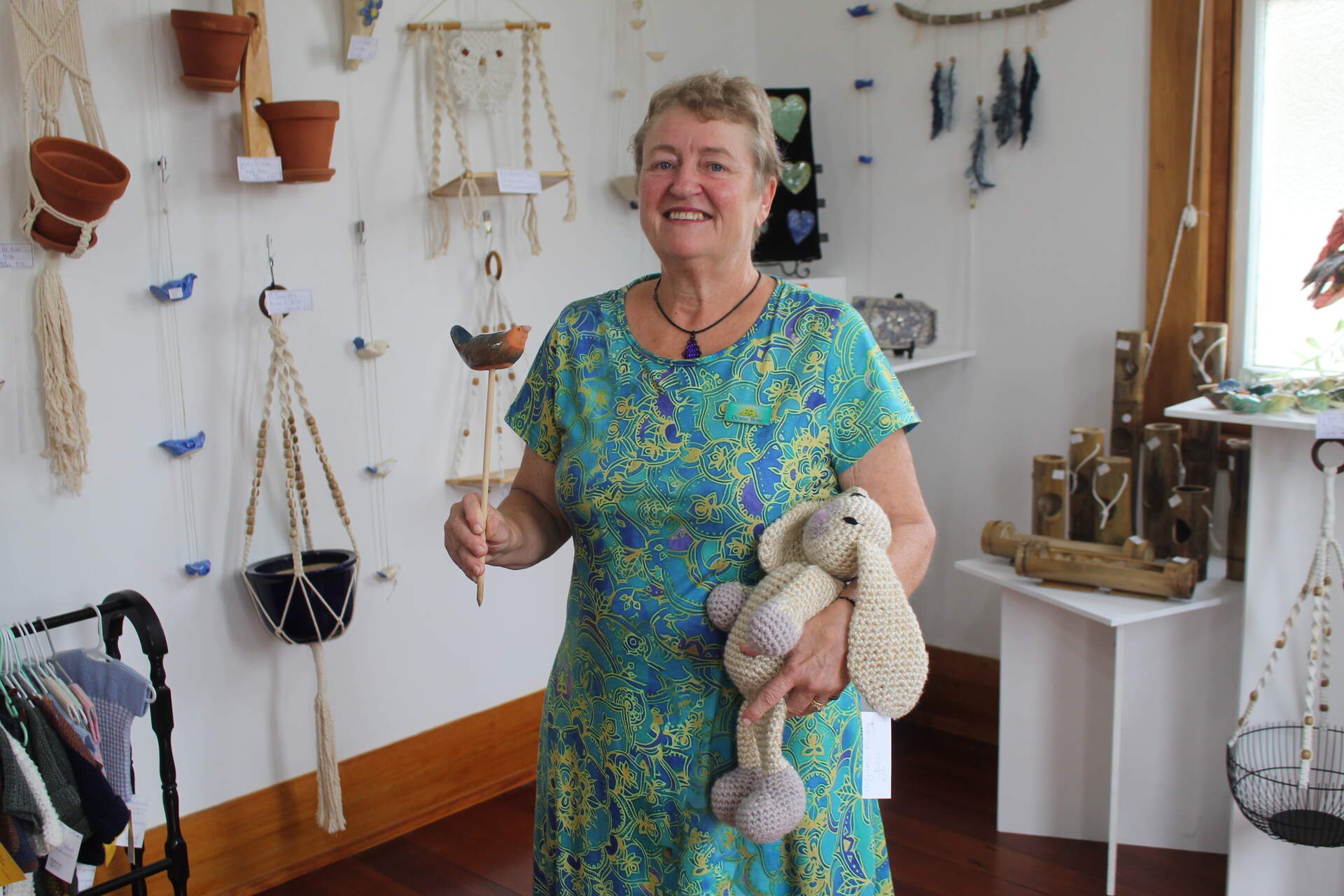 You are currently viewing Macrame, pottery on show