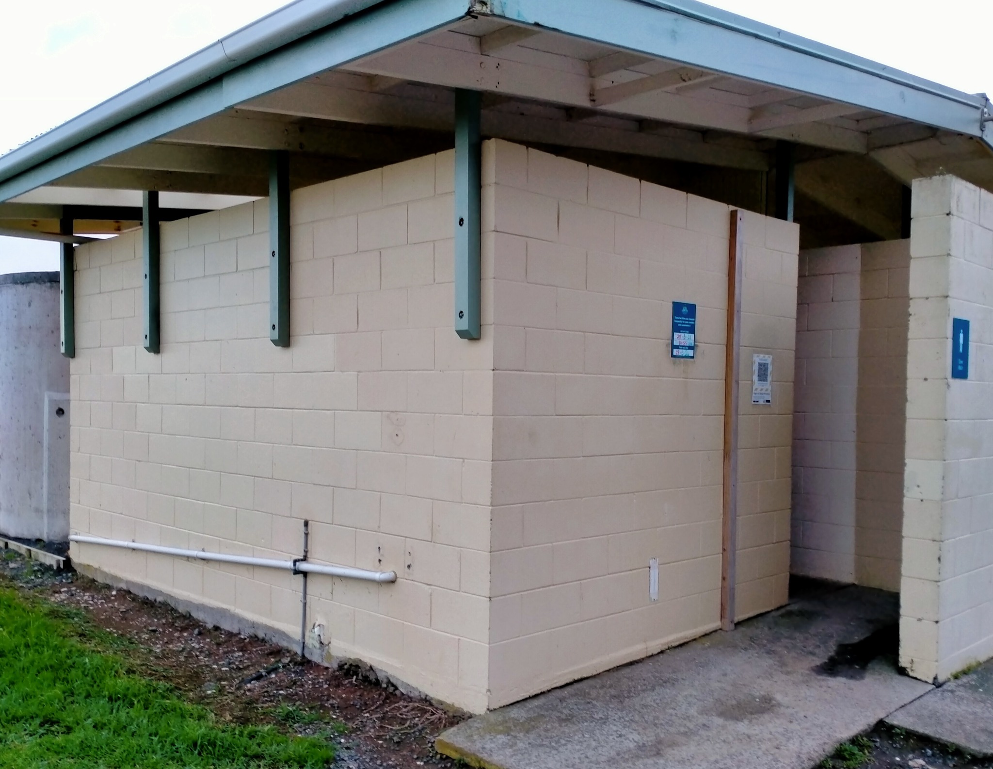 You are currently viewing Vandalism at Waikawau boat ramp toilets