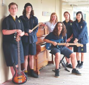 Read more about the article Thames High students to perform free lunchtime concert