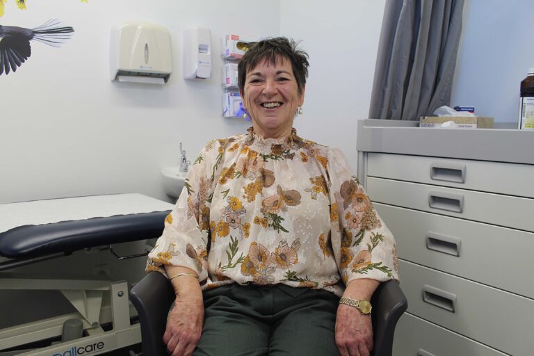 Read more about the article Health Ngātea nurse Pauline Olesen pulses four decades