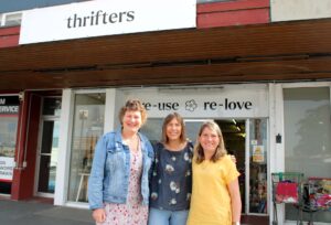 Read more about the article Thrifters donates $42k to community