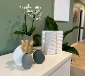Read more about the article Locally-designed vases and homeware at Flowers on Pollen