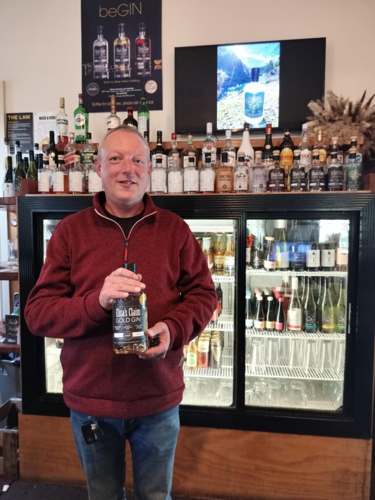 Read more about the article Kaimai Brewing & Distilling triumphs at prestigious 2025 World Gin Awards