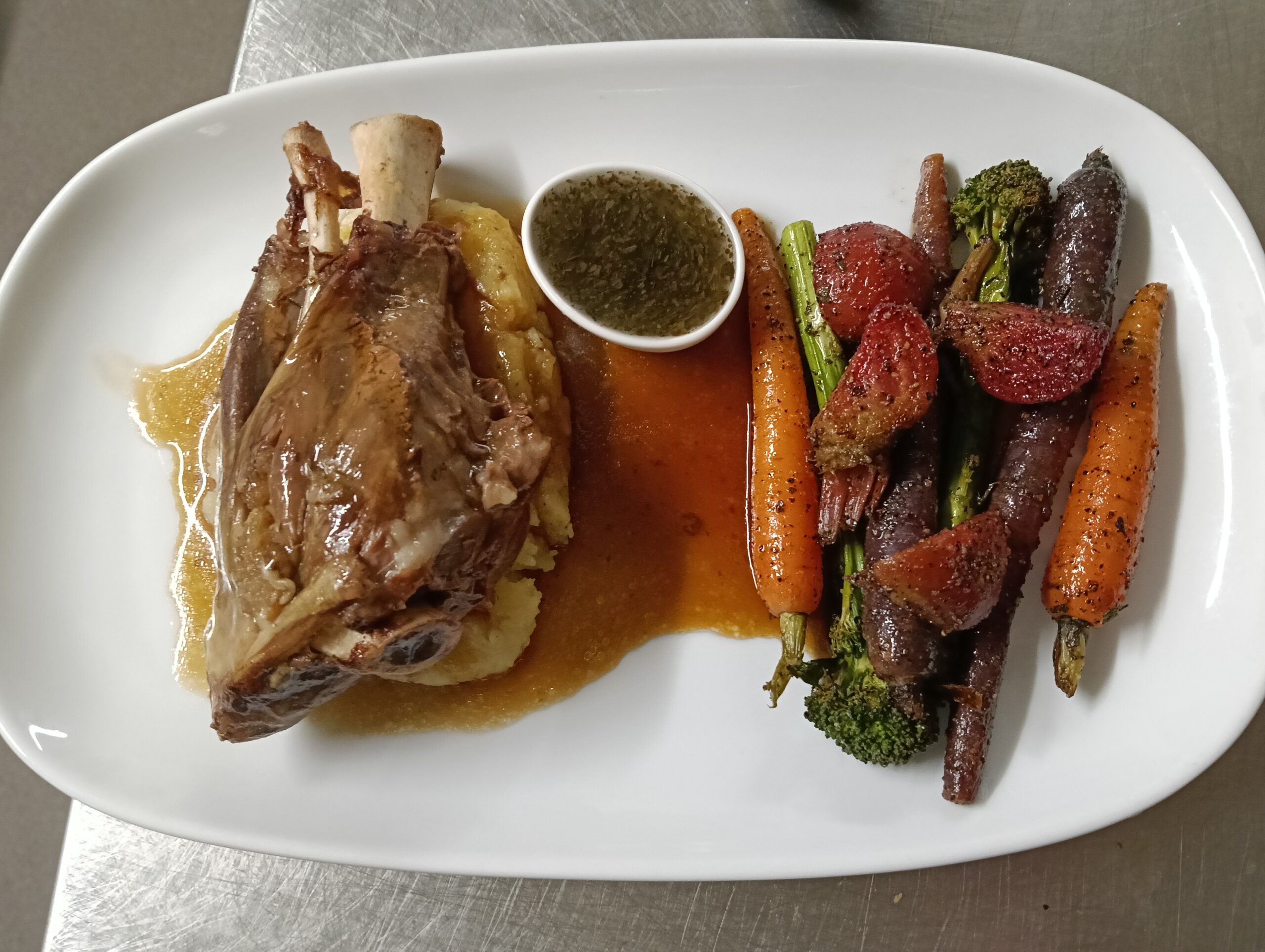 You are currently viewing Mouthwatering menu at Royal Oak Hotel