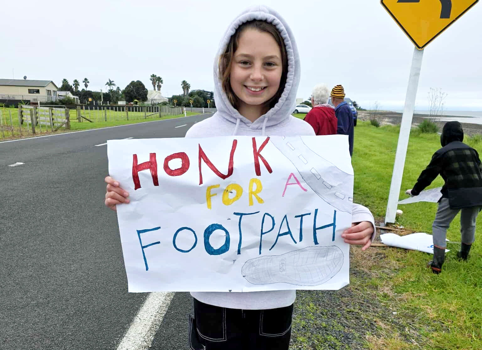 You are currently viewing Young advocate fights for Whakatīwai footpath