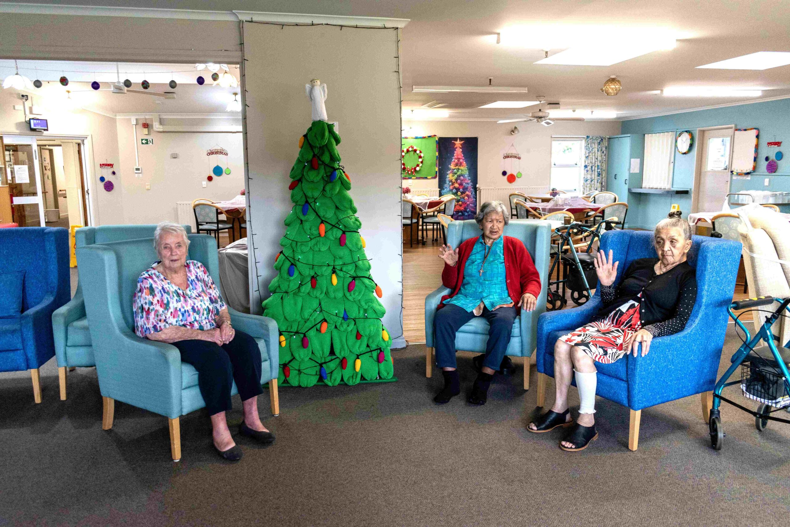 You are currently viewing Dreaming of a knitted Christmas in Waihī