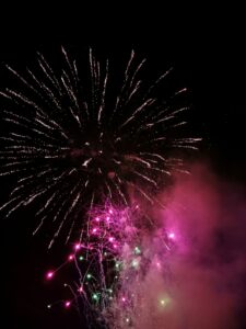 Read more about the article Fireworks fundraiser debuts with a bang