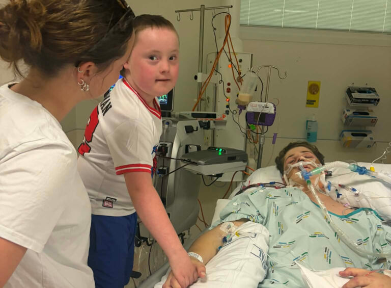 Read more about the article Town stands behind teen in medical battle