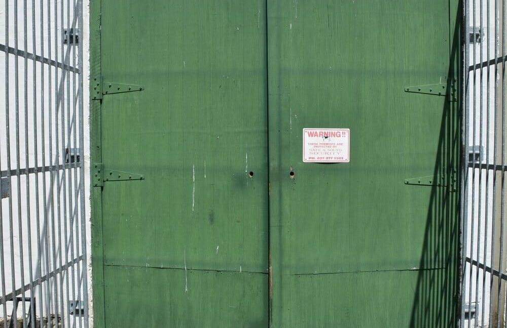 You are currently viewing Brazen break-in hits Battery after storm