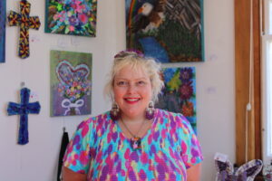 Read more about the article Jessica shares art that heals, brings hope