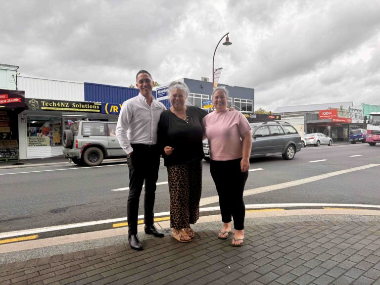 Read more about the article Paeroa’s main street glow-up