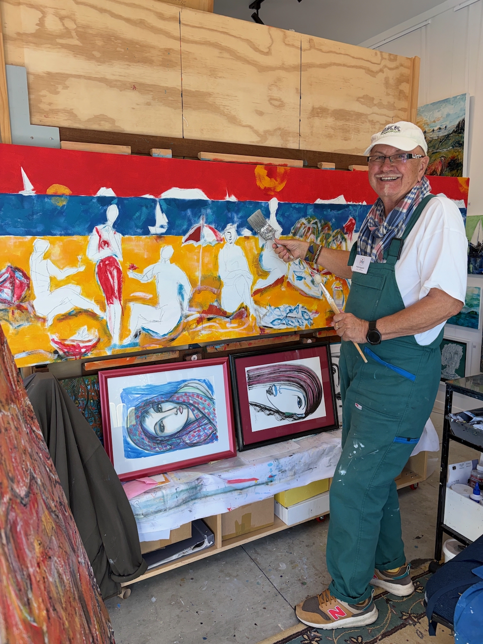 You are currently viewing Artist paints from feelings, heart, love
